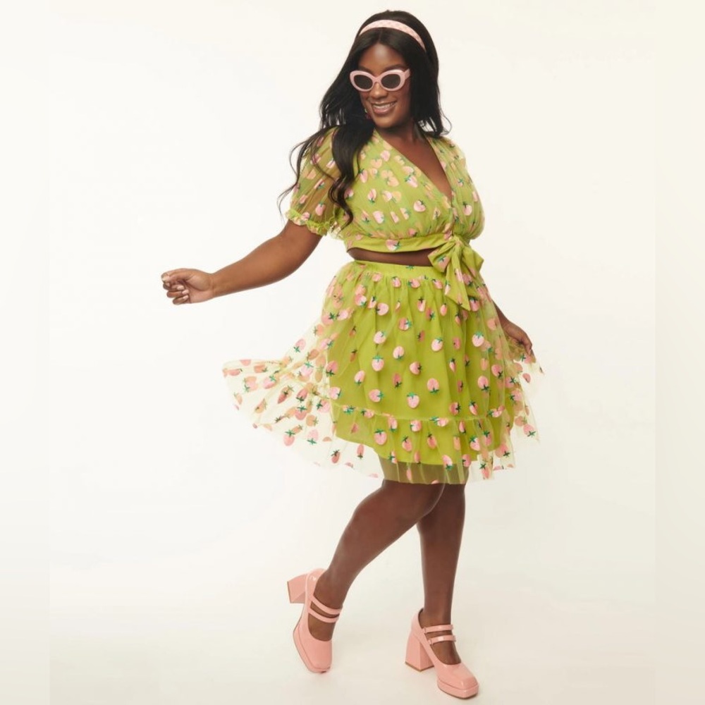 Smak Parlour Avocado and Strawberry Twirl Power Flare Skirt Size L